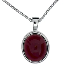 Halsband med oval röd sten