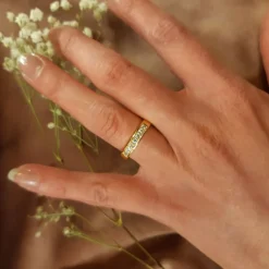 SOLLERÖN RG 18 KARAT LABBDIAMANTER